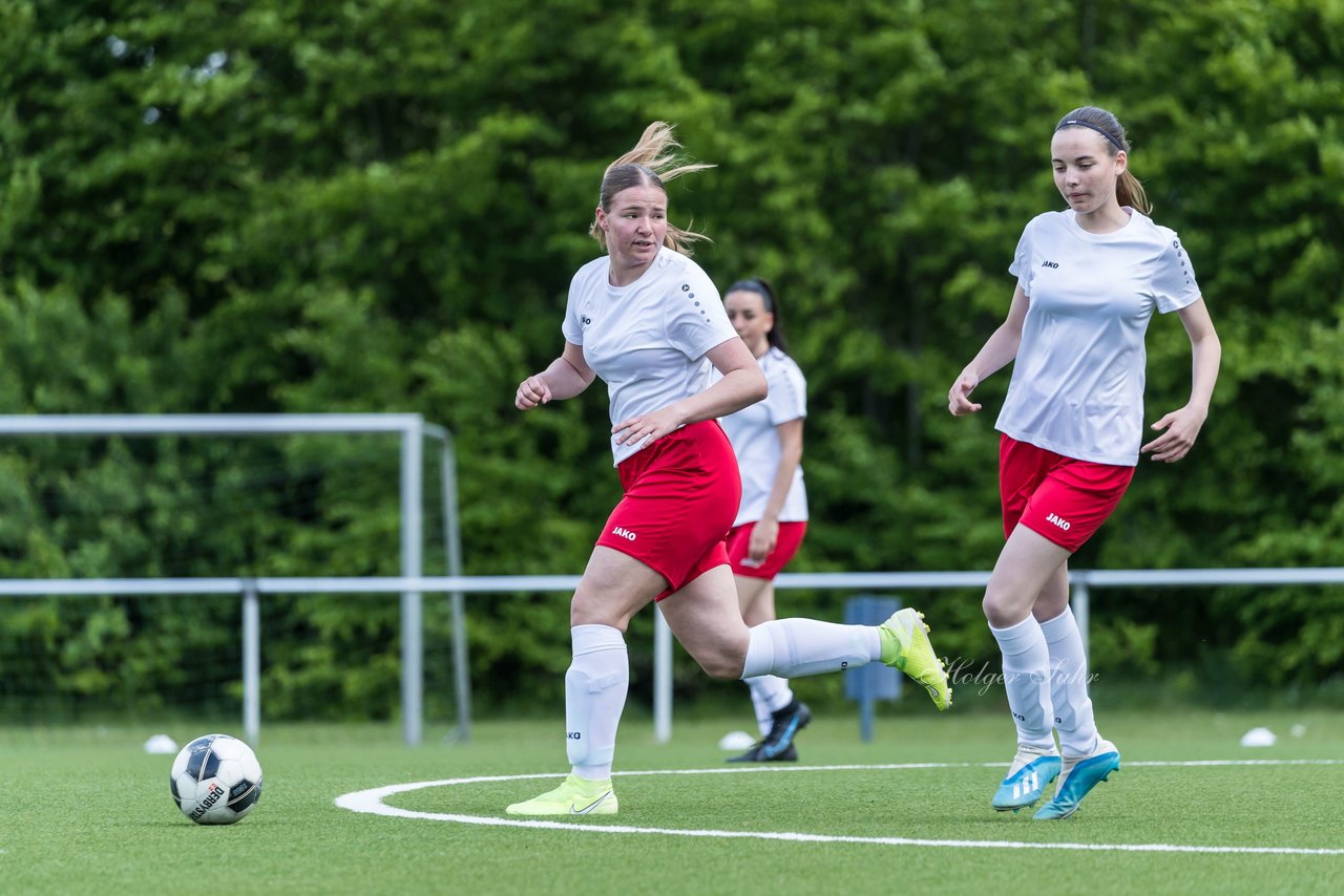 Bild 51 - wBJ SV Wahlstedt - SV Steinhorst/Labenz : Ergebnis: 0:1